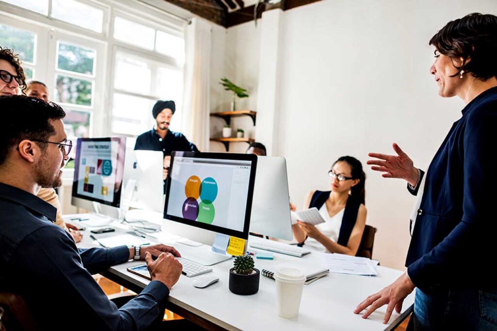 Por que uma empresa faz BPO? Descubra aqui!