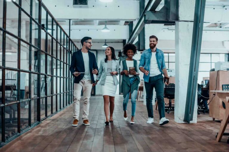 O que fazer para a comunicação empresarial atingir todos os colaboradores?