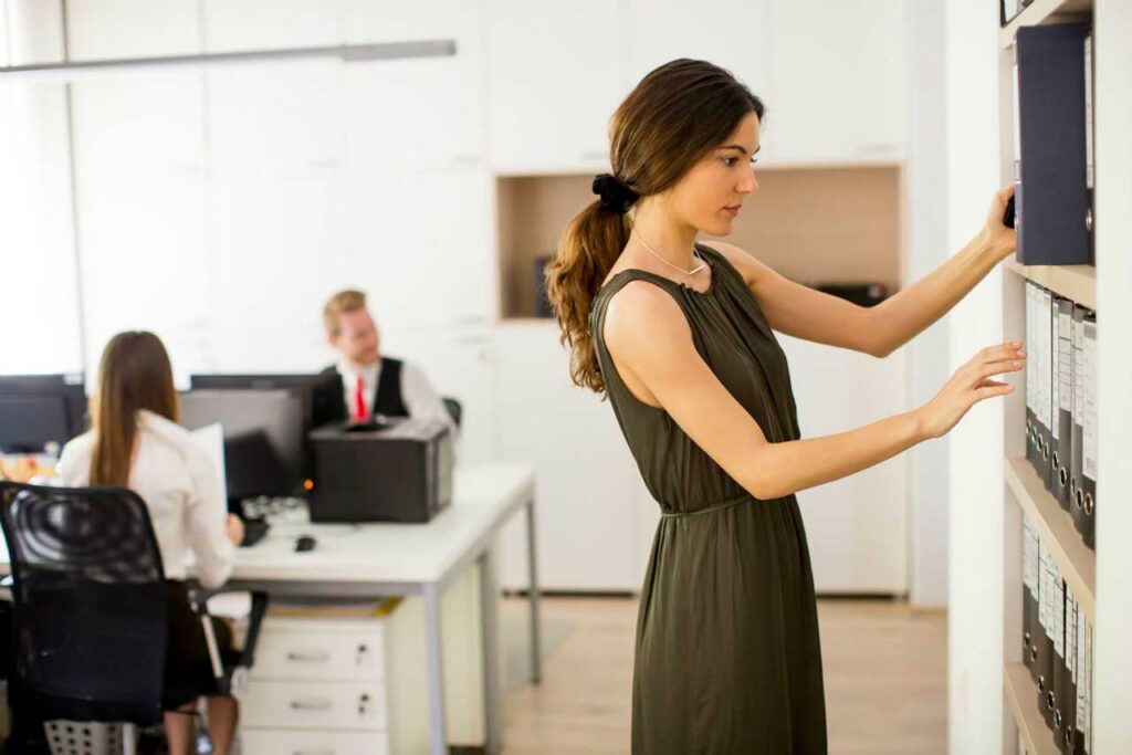 Como escolher uma empresa terceirizada para a gestão de documentos?