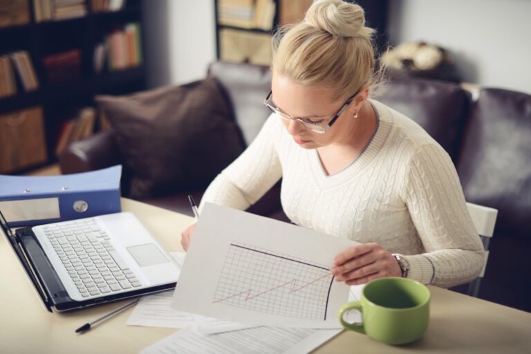 Descubra como fazer uma gestão eficiente em tempos de crise 
