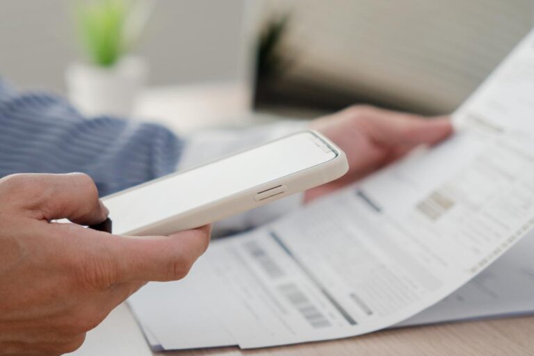 Como digitalizar documentos: guia completo para celular e impressora