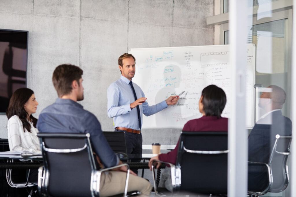 Como melhorar a gestão estratégica da empresa? Confira essas 4 dicas!