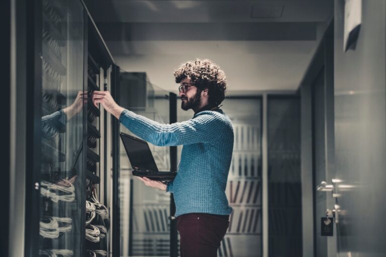 10 maiores vantagens de ter uma sala-cofre na sua empresa